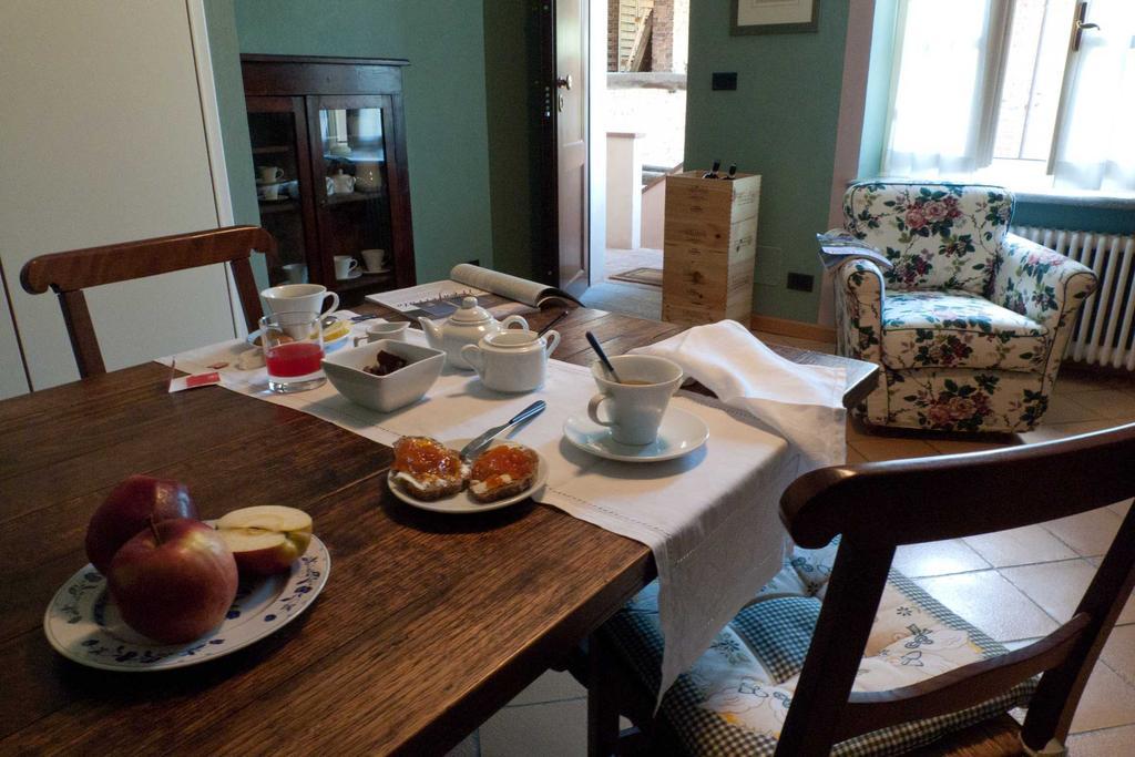 La Giribaldina Winery & Farmhouse Calamandrana エクステリア 写真